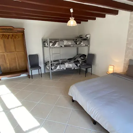 L'ancien Cafe - And Aubigne (Deux-Sevres)