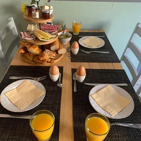 L'ancien Cafe - And 4*