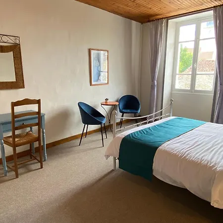 L'ancien Cafe - And Nocleg ze śniadaniem