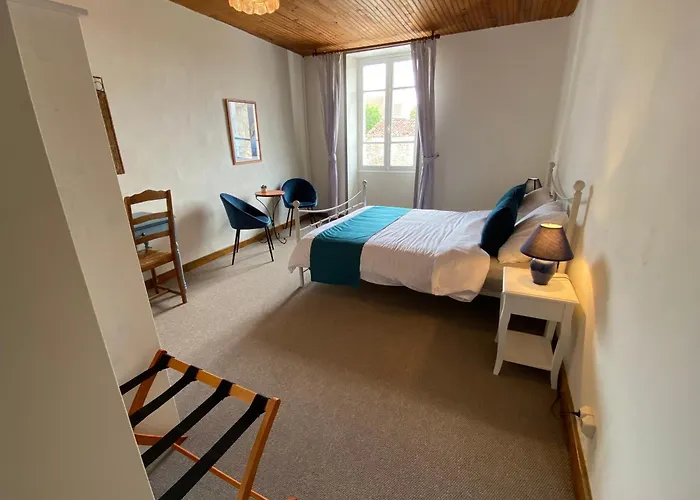 L'ancien Cafe - And Отель типа 